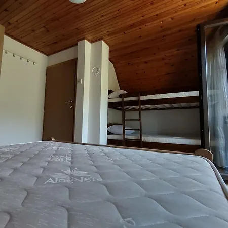 Vikendica Vera * Mitrovac